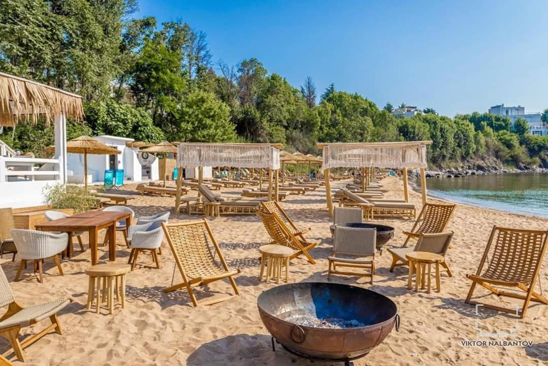 Apartamento July'S Island Deluxe Chernomorets Exterior foto