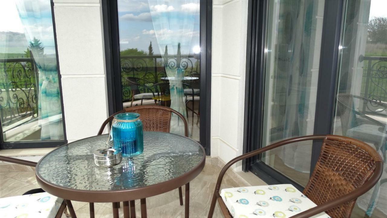 Apartamento July'S Island Deluxe Chernomorets Exterior foto